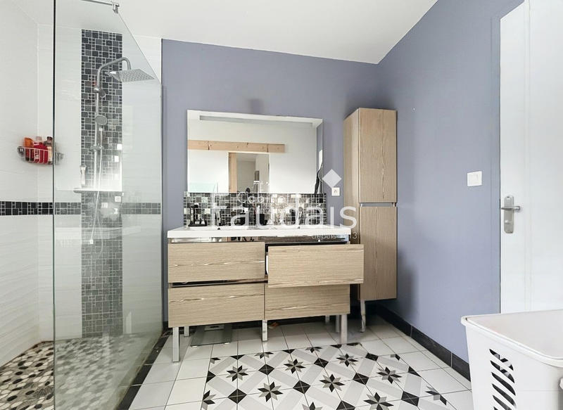 Maison - 83 m² - 4 pièces