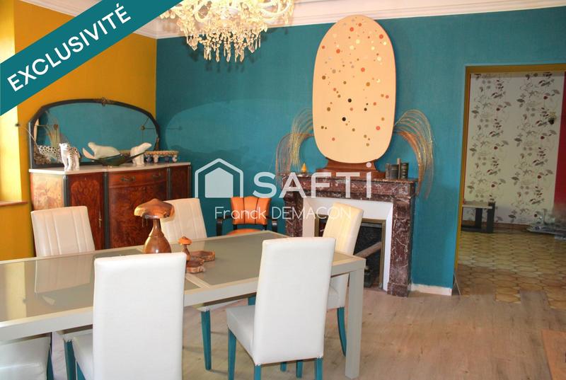 Maison - 318 m² - 9 pièces