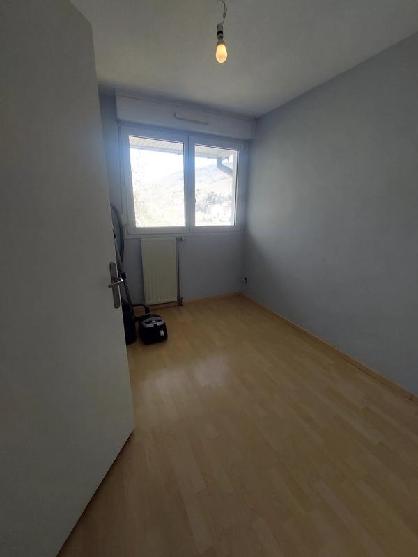Appartement - 91 m² - 3 pièces