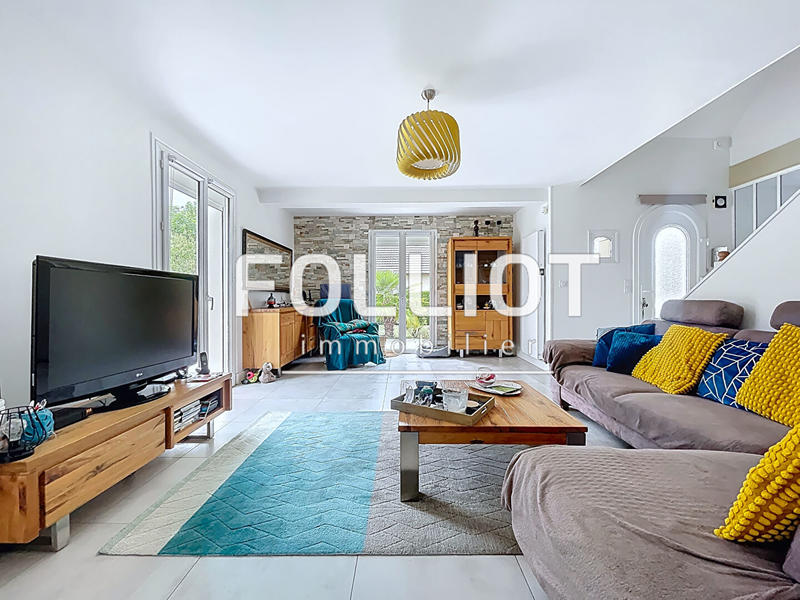 Maison - 140 m² - 5 pièces