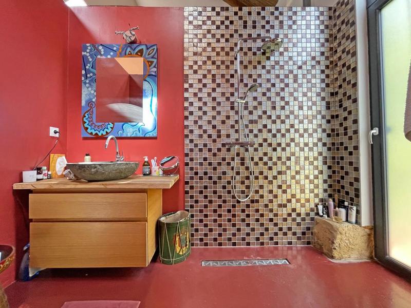 Maison - 281 m² - 7 pièces