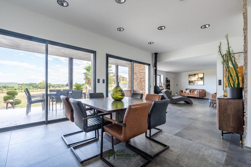 Villa - 174 m² - 6 pièces