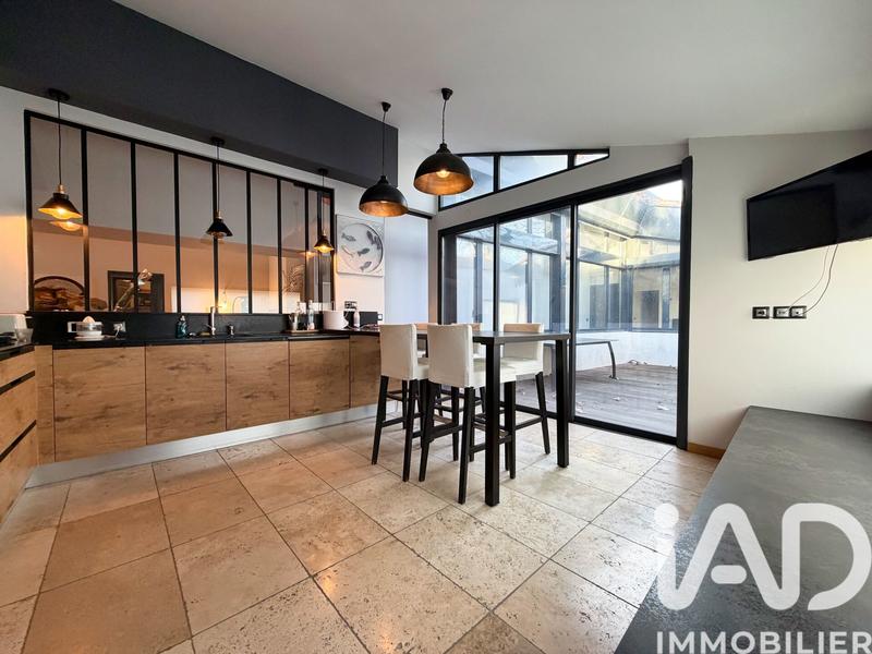 Maison - 160 m² - 6 pièces