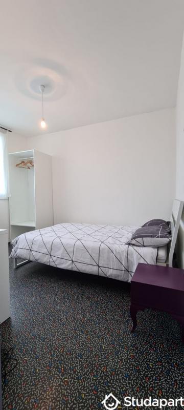 Chambre - 9 m² - 1 pièce