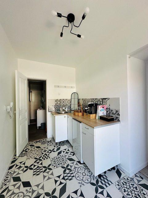 Maison ancienne - 287 m² - 10 pièces