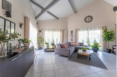 Maison - 196 m² - 6 pièces