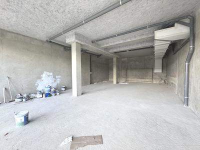 Local commercial - 111 m²