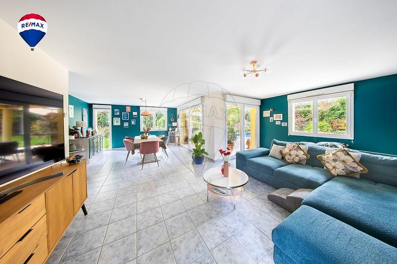 Maison - 170 m² - 6 pièces