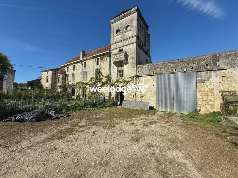 Maison ancienne - 536 m² - 11 pièces