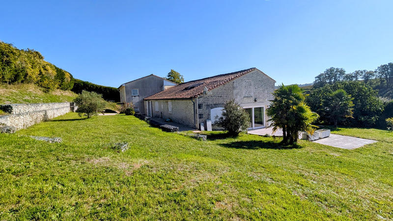 Maison de ville - 250 m² - 11 pièces