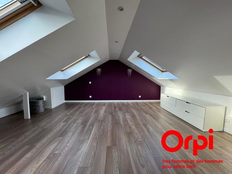 Appartement - 110 m² - 5 pièces