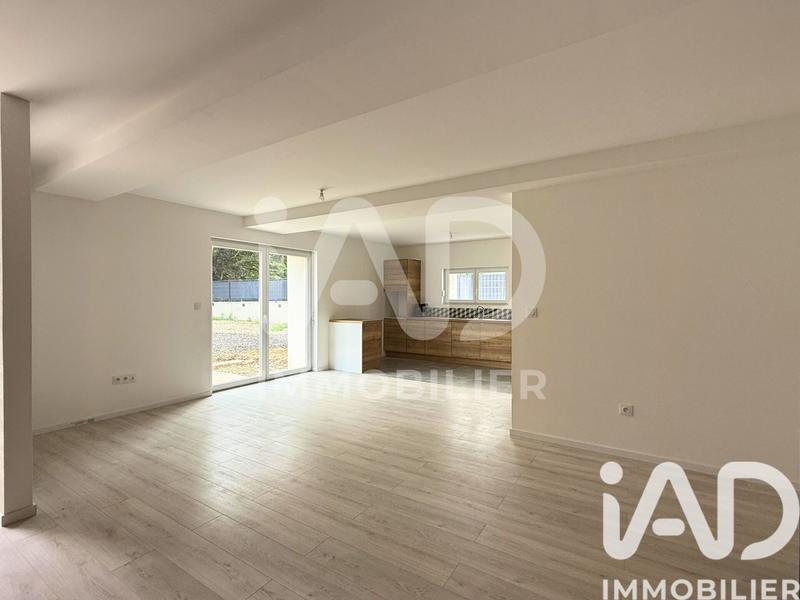 Immeuble - 210 m² - 3 pièces
