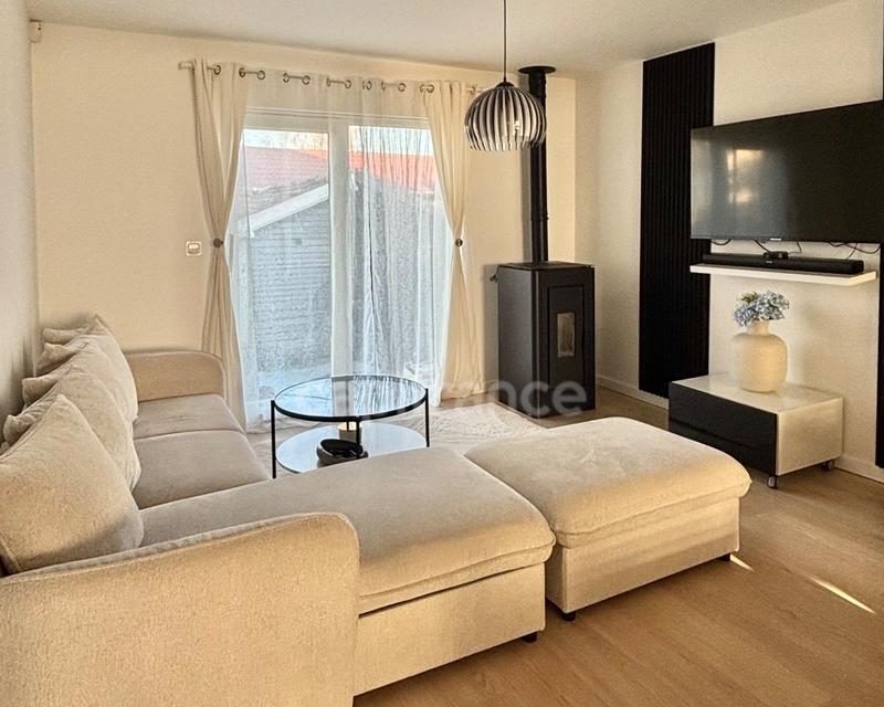 Maison - 105 m² - 4 pièces