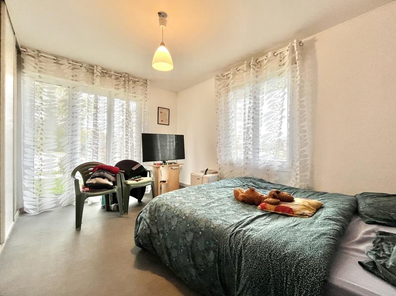 Appartement - 150 m² - 10 pièces