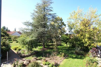 Propriété - 263 m² - 8 pièces