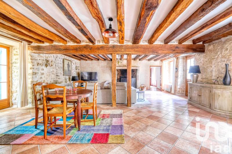 Maison - 281 m² - 10 pièces