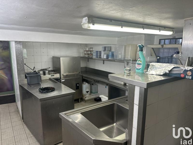 Local commercial - 222 m²