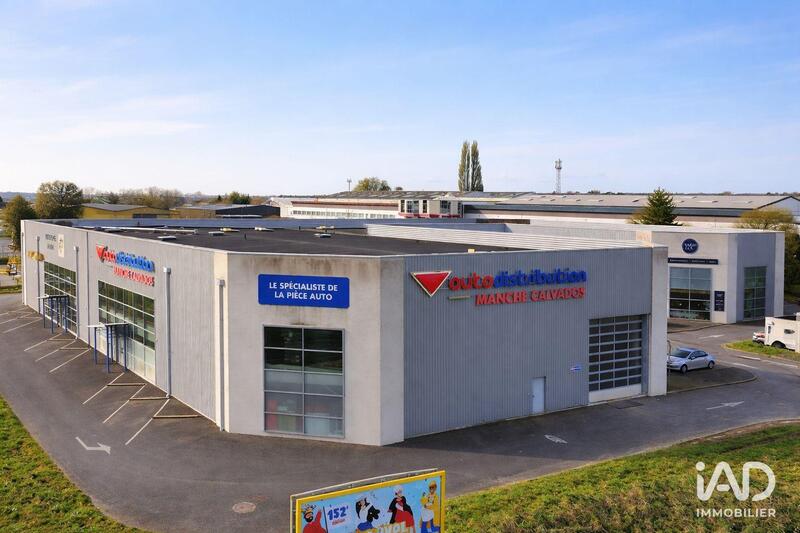 Local commercial - 4 223 m²