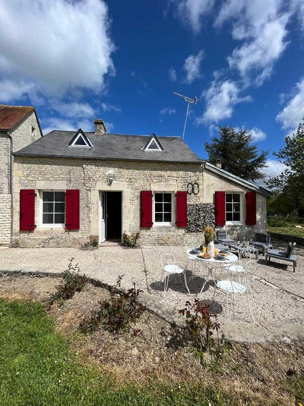 Maison - 345 m² - 10 pièces