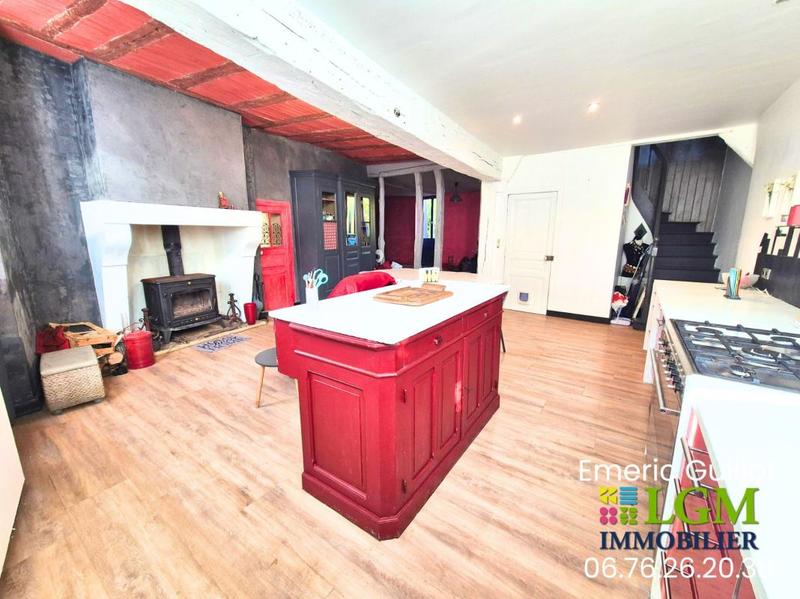 Maison - 185 m² - 6 pièces