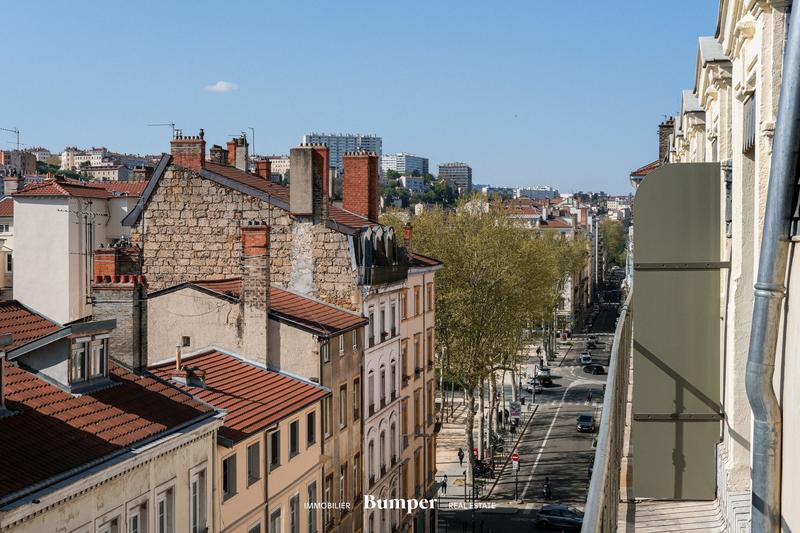 Duplex - 237 m² - 5 pièces