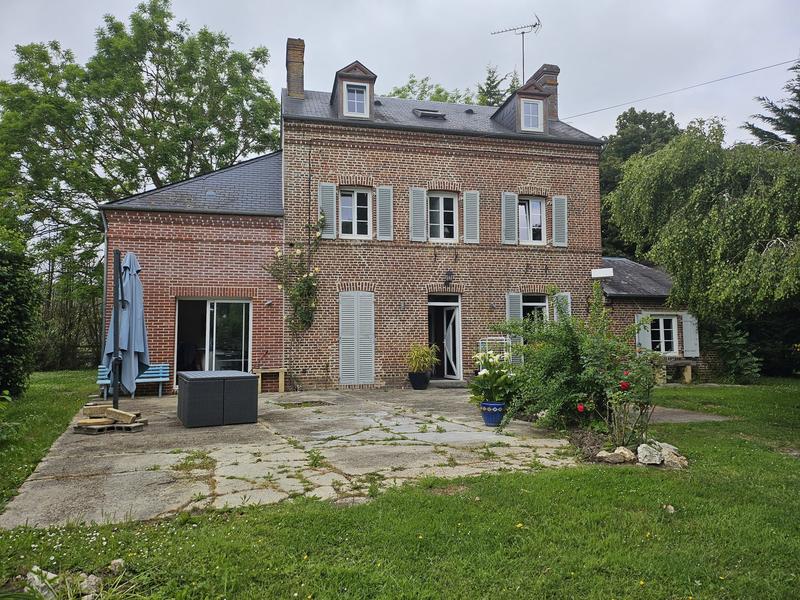 Maison - 175 m² - 10 pièces