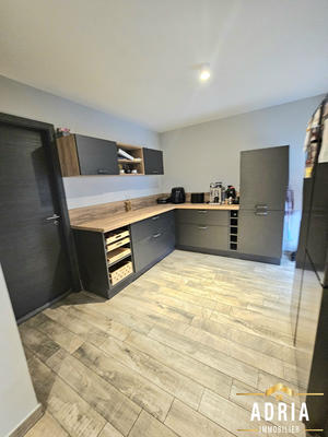 Maison - 165 m² - 5 pièces