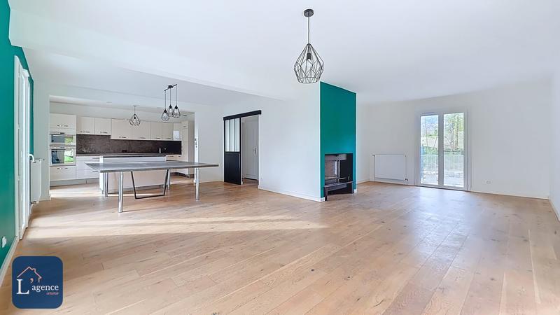 Maison - 145 m² - 7 pièces