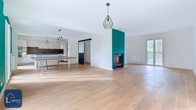 Maison - 145 m² - 7 pièces