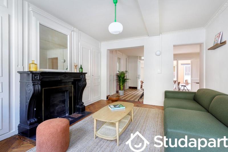 Chambre - 11 m² - 1 pièce