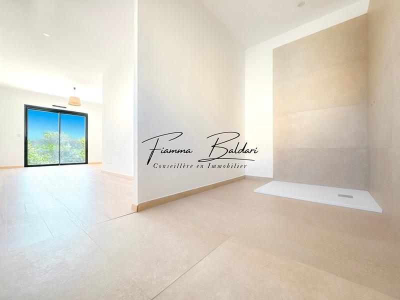 Villa - 120 m² - 4 pièces