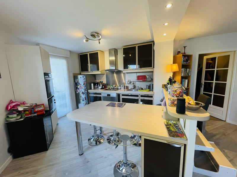 Appartement - 76 m² - 3 pièces