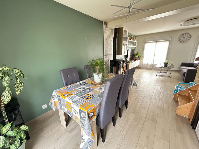 Maison - 122 m² - 5 pièces