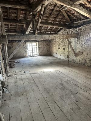 Maison ancienne - 90 m² - 4 pièces