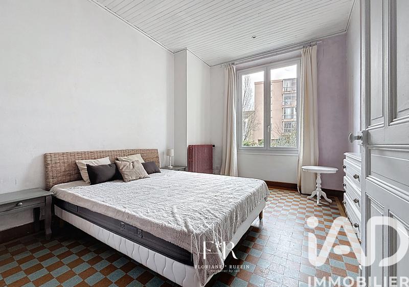 Maison - 226 m² - 6 pièces