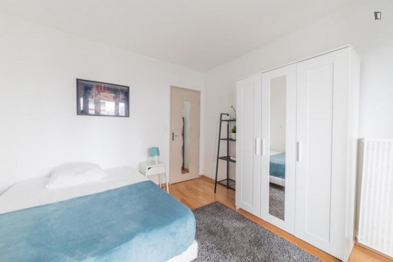 Chambre - 15 m² - 4 pièces