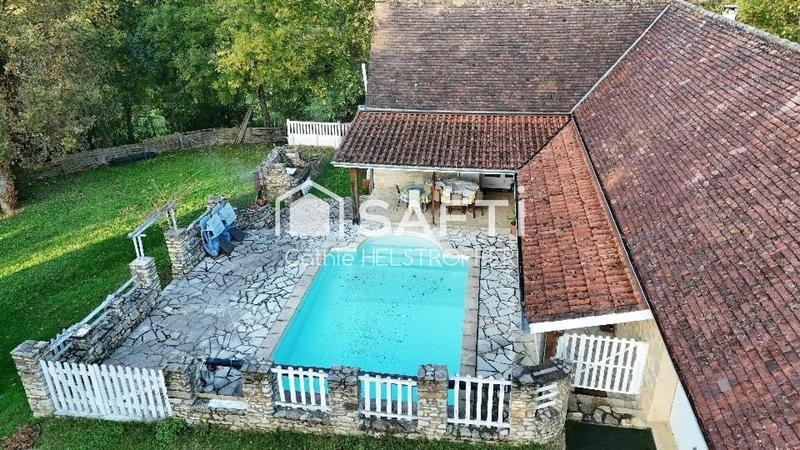 Maison - 138 m² - 6 pièces