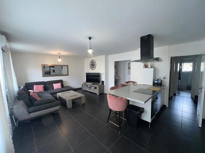 Appartement - 65 m² - 3 pièces