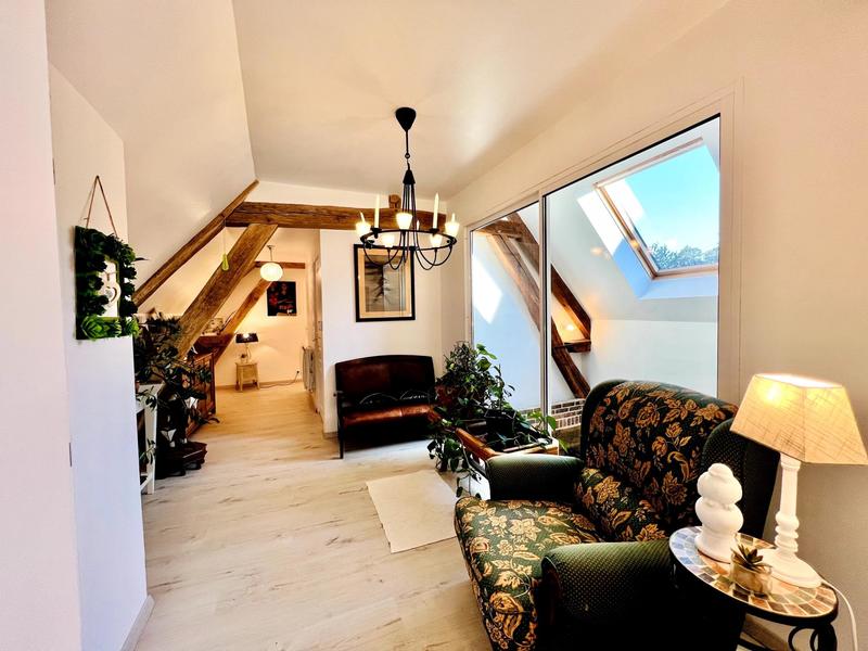 Maison - 185 m² - 7 pièces