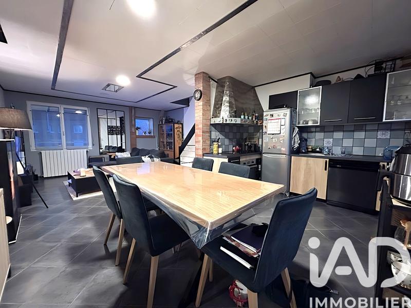 Maison - 85 m² - 6 pièces