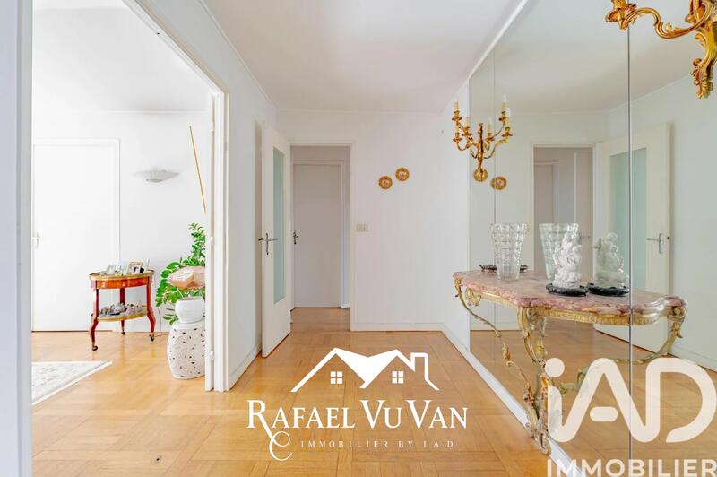 Appartement - 110 m² - 4 pièces