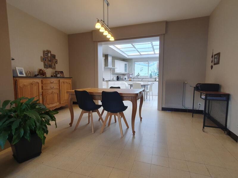 Maison - 148 m² - 6 pièces