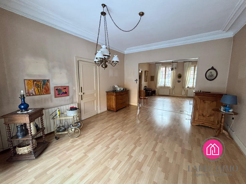 Maison - 189 m² - 6 pièces