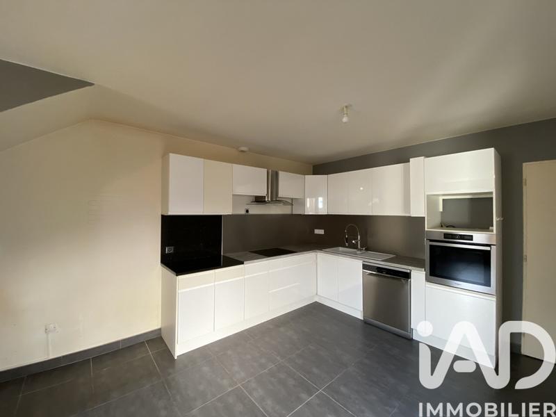 Maison - 76 m² - 4 pièces