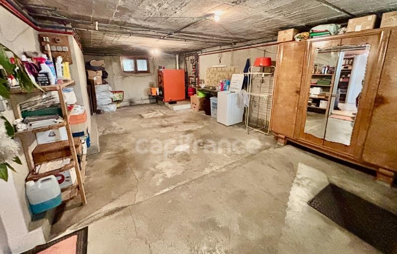 Maison - 163 m² - 8 pièces