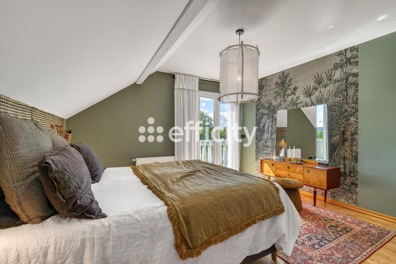 Maison - 155 m² - 5 pièces