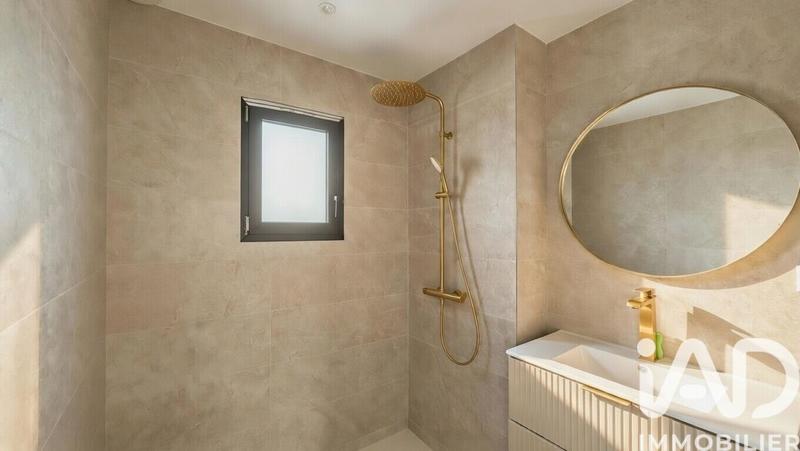 Maison - 115 m² - 4 pièces