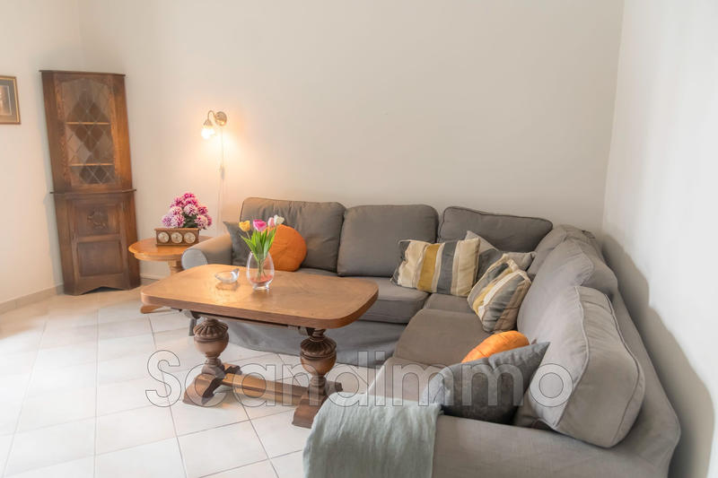 Maison - 141 m² - 8 pièces