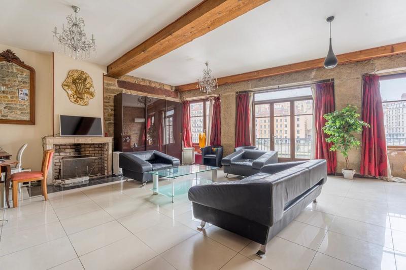 Appartement - 107 m² - 3 pièces