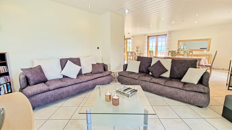 Maison - 262 m² - 6 pièces